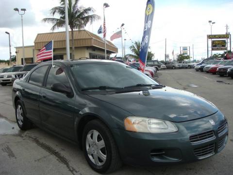 Onyx Green Pearl Dodge Stratus SE Plus Sedan.  Click to enlarge.