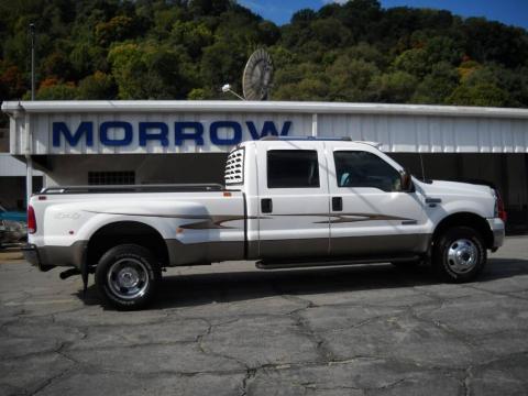 Oxford White Ford F350 Super Duty Lariat Crew Cab 4x4 Dually.  Click to enlarge.
