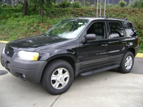 Black Clearcoat Ford Escape XLT V6 4WD.  Click to enlarge.