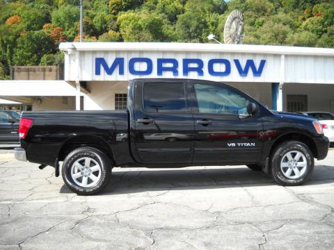 Galaxy Black Nissan Titan SE Crew Cab 4x4.  Click to enlarge.