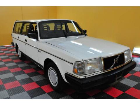 White Volvo 240 DL Wagon.  Click to enlarge.