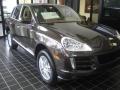 2010 Cayenne S #2