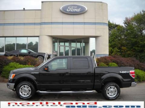 Tuxedo Black Ford F150 Lariat SuperCrew 4x4.  Click to enlarge.