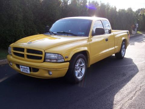 Solar Yellow Dodge Dakota R/T Sport Extended Cab.  Click to enlarge.