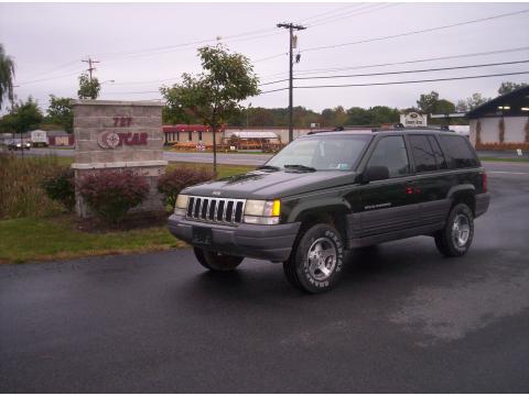 Moss Green Pearl Jeep Grand Cherokee Laredo 4x4. Click to enlarge. Moss Green Pearl Jeep Grand Cherokee Laredo 4x4. Click to enlarge.
