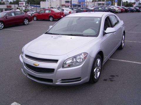 Silver Ice Metallic Chevrolet Malibu LT Sedan.  Click to enlarge.
