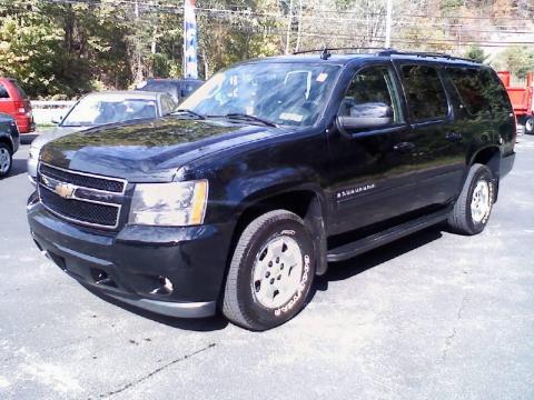 Black Chevrolet Suburban 1500 LT 4x4.  Click to enlarge.