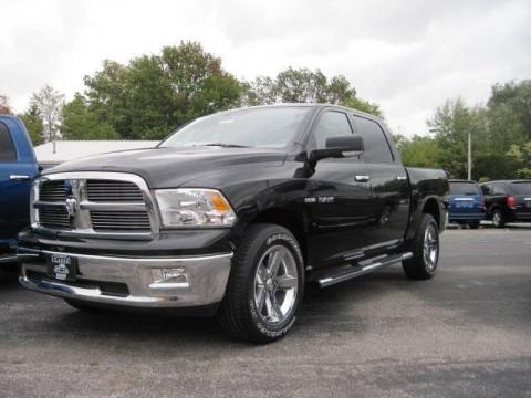 Brilliant Black Crystal Pearl Dodge Ram 1500 Big Horn Crew Cab 4x4.  Click to enlarge.
