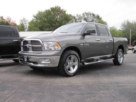 Mineral Gray Metallic Dodge Ram 1500 Big Horn Crew Cab 4x4.  Click to enlarge.