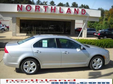 Brilliant Silver Metallic Mercury Milan I4.  Click to enlarge.