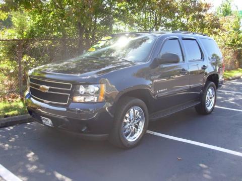 Dark Blue Metallic Chevrolet Tahoe LS 4x4.  Click to enlarge.