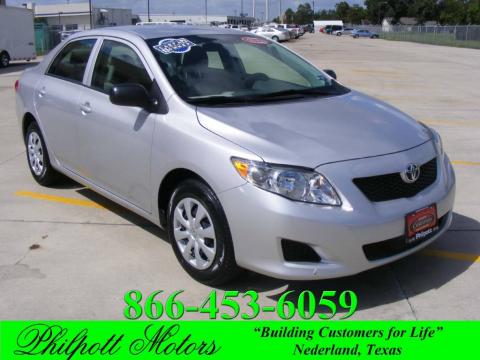 Classic Silver Metallic Toyota Corolla .  Click to enlarge.