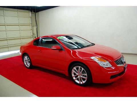 Code Red Metallic Nissan Altima 3.5 SE Coupe.  Click to enlarge.