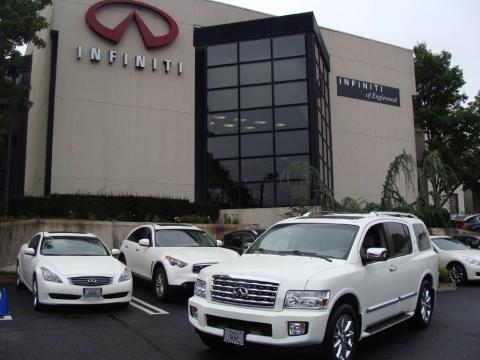 Tuscan Pearl White Infiniti QX 56 4WD.  Click to enlarge.