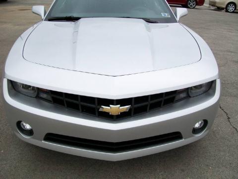 Silver Ice Metallic Chevrolet Camaro LT Coupe.  Click to enlarge.