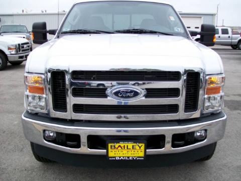 Oxford White Ford F250 Super Duty FX4 Crew Cab 4x4.  Click to enlarge.