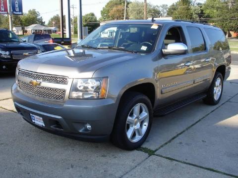Graystone Metallic Chevrolet Suburban 1500 LTZ 4x4.  Click to enlarge.