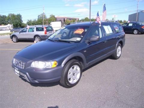 Barents Blue Metallic Volvo XC70 AWD.  Click to enlarge.