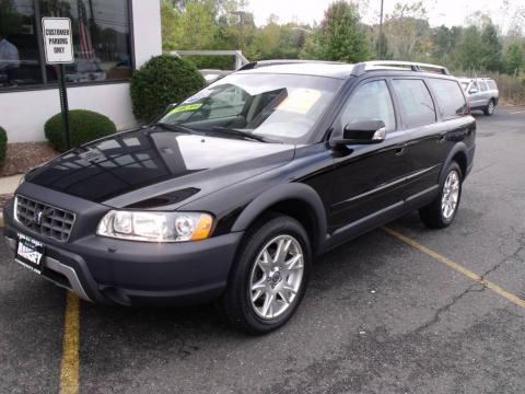 Black Volvo XC70 AWD Cross Country.  Click to enlarge.