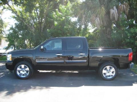 Black Chevrolet Silverado 1500 LT Crew Cab.  Click to enlarge.