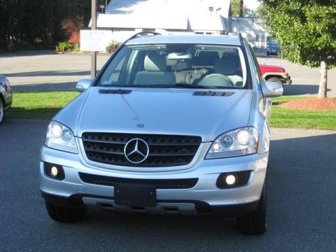 Iridium Silver Metallic Mercedes-Benz ML 350 4Matic.  Click to enlarge.
