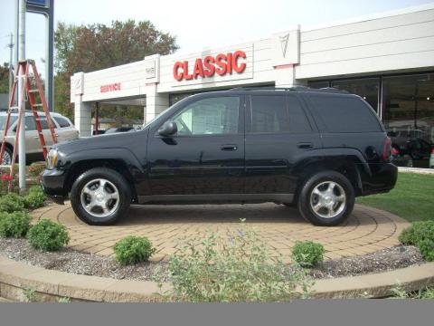 Black Chevrolet TrailBlazer LT 4x4.  Click to enlarge.