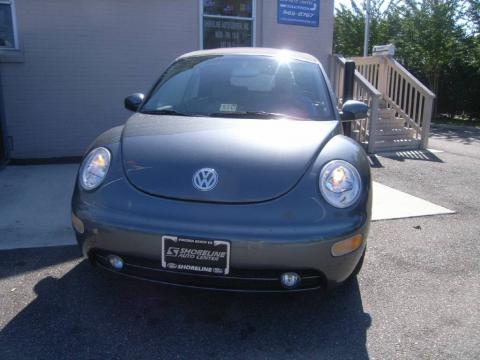 Platinum Grey Metallic Volkswagen New Beetle GLS Convertible.  Click to enlarge.