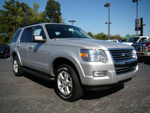 Brilliant Silver Metallic Ford Explorer XLT. Click to enlarge. Brilliant Silver Metallic Ford Explorer XLT. Click to enlarge.