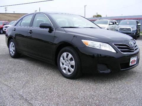 Black Toyota Camry LE.  Click to enlarge.