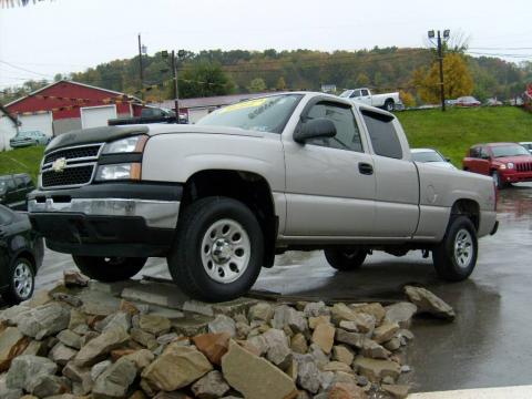 Silver Birch Metallic Chevrolet Silverado 1500 LS Extended Cab 4x4.  Click to enlarge.