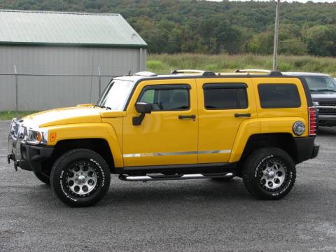 Yellow Hummer H3 .  Click to enlarge.