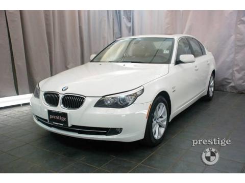 Alpine White BMW 5 Series 535xi Sedan.  Click to enlarge.