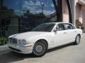 2006 XJ Vanden Plas #13