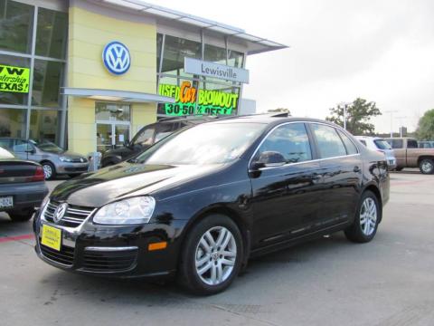 Black Uni Volkswagen Jetta TDI Sedan.  Click to enlarge.