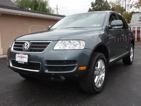 Offroad Grey Metallic Volkswagen Touareg V8.  Click to enlarge.