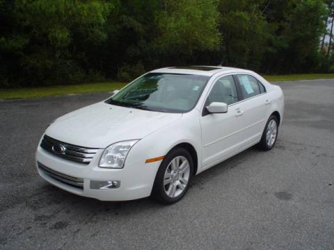 White Suede Ford Fusion SEL V6.  Click to enlarge.