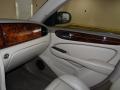 2004 XJ Vanden Plas #32