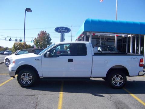 Oxford White Ford F150 XLT SuperCab 4x4.  Click to enlarge.