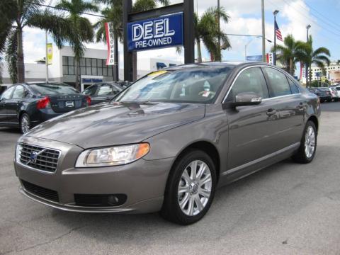 Oyster Gray Metallic Volvo S80 3.2.  Click to enlarge.