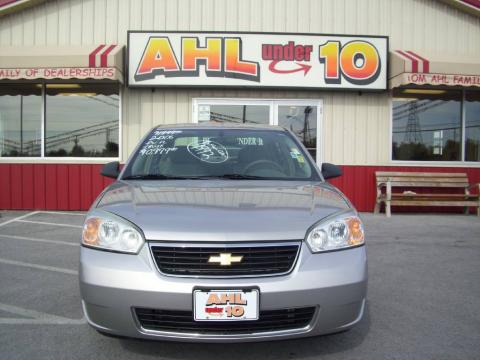 Silverstone Metallic Chevrolet Malibu LS Sedan.  Click to enlarge.