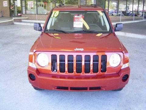 Sunburst Orange Pearl Jeep Patriot Sport.  Click to enlarge.