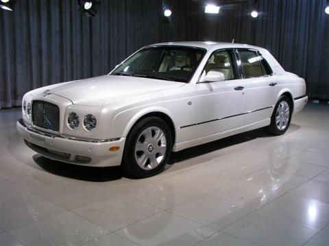 Ghost White Pearlescent Bentley Arnage R.  Click to enlarge.