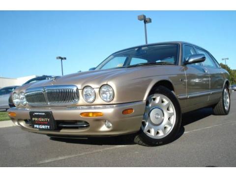 Topaz Jaguar XJ Vanden Plas.  Click to enlarge.