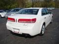 2010 MKZ FWD #4
