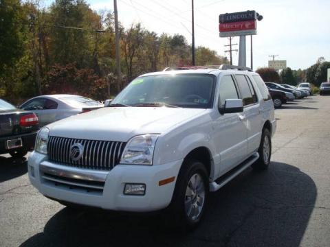 Oxford White Mercury Mountaineer Luxury AWD.  Click to enlarge.