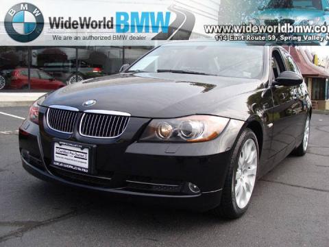 Jet Black BMW 3 Series 330xi Sedan.  Click to enlarge.