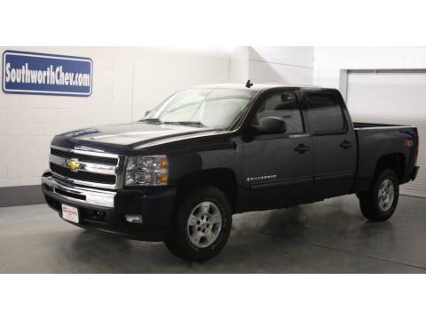 Imperial Blue Metallic Chevrolet Silverado 1500 LT Z71 Crew Cab 4x4.  Click to enlarge.