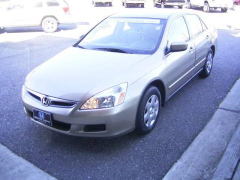 Desert Mist Metallic Honda Accord LX Sedan.  Click to enlarge.