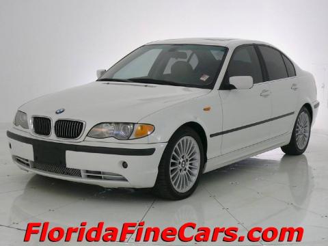 Alpine White BMW 3 Series 330i Sedan.  Click to enlarge.