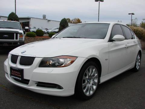 Alpine White BMW 3 Series 330xi Sedan.  Click to enlarge.
